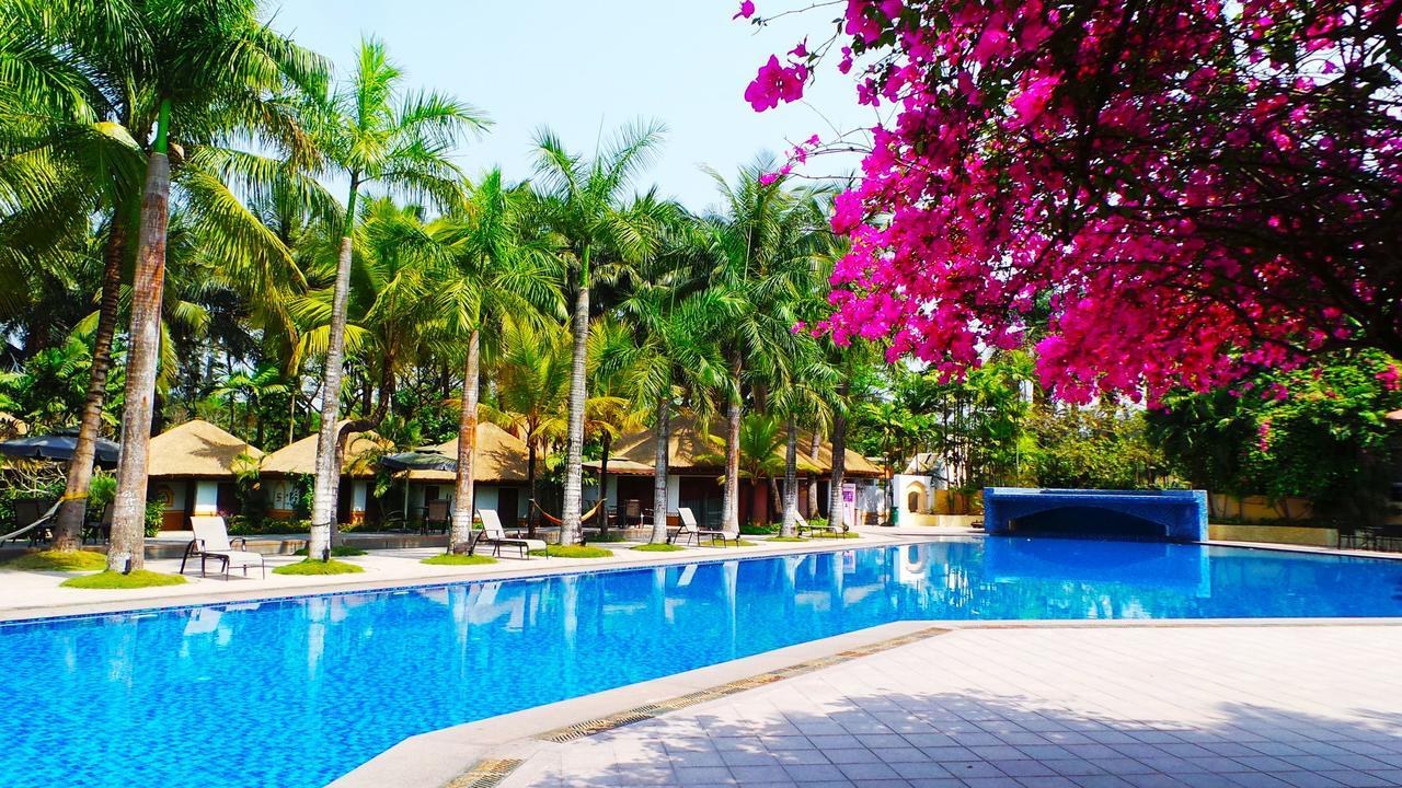 Ibiza The Fern Resort & Spa, Kolkata Bagian luar foto